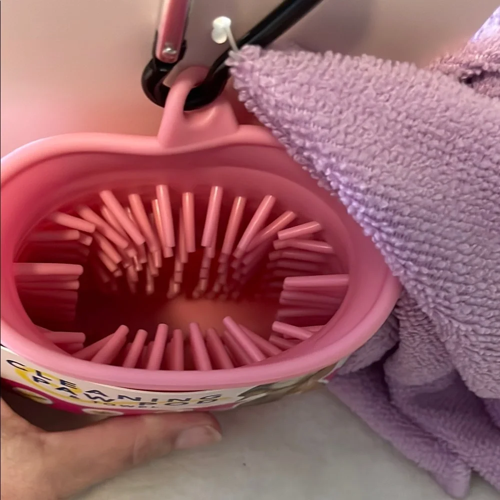 Tails & More Pink Cleaning Paw Pod with Towel